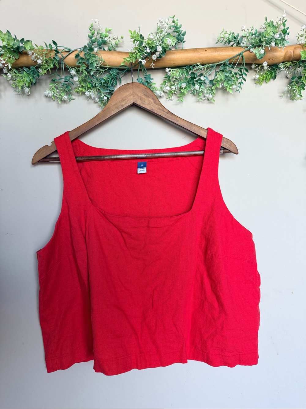 Old Navy Bright Red Square-Neck Cropped Linen blend Tank